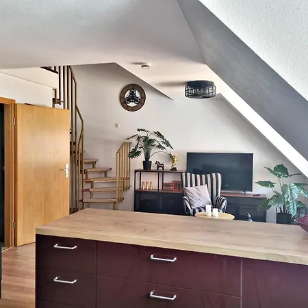 Apartment Charmante Maisonette-wohnung In Alt-lobeda, In Kliniknähe *