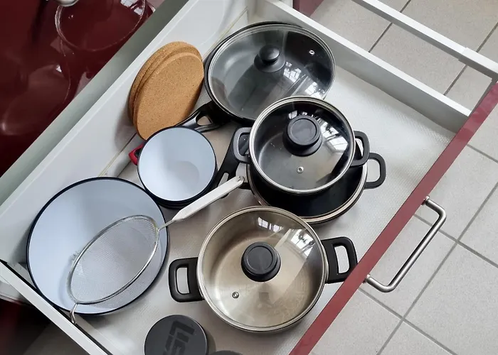 Charmante Maisonette-wohnung In Alt-lobeda, In Kliniknaehe *